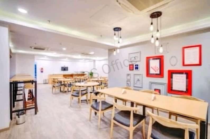 Hotel Eureka Grand Guwahati Exteriör bild